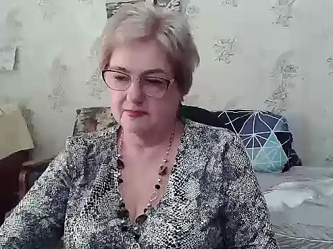 Snapshot of Renata62011 chatting on June 20, 12:08 pm Renata62011 online show from June 20, 12:08 pm