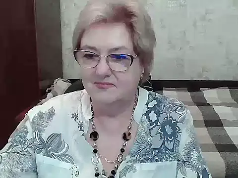 Snapshot of Renata62011 chatting on July 29, 8:12 am Renata62011 online show from July 29, 8:12 am