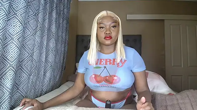 nanababe1 online show from May 16, 7:05 am