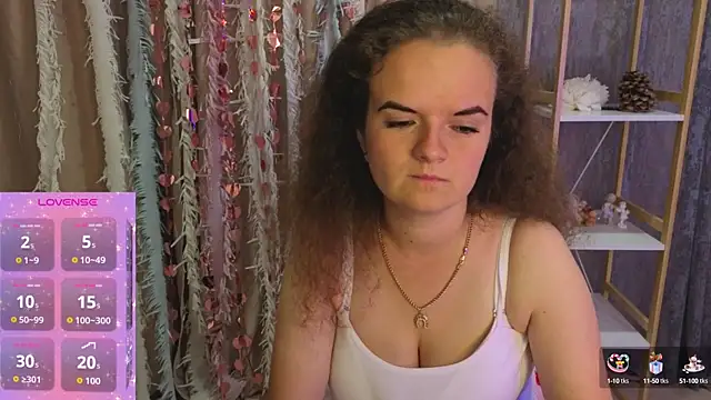 Luisa Rosee online show from September 28, 7:19 pm