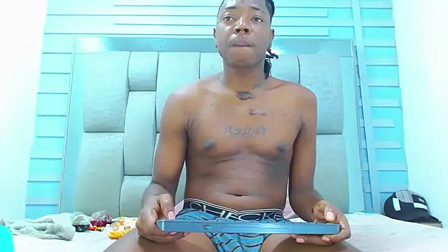 Snapshot of Black_Fire10 chatting on January 10, 7:48 pm Black Fire10 online show from January 10, 7:48 pm