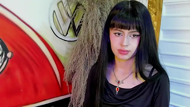 Snapshot of Dita_von2 chatting on February 8, 12:52 pm Dita von2 online show from February 8, 12:52 pm