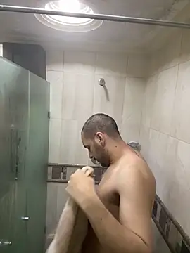   Damian    online show from October 18, 8:42 pm