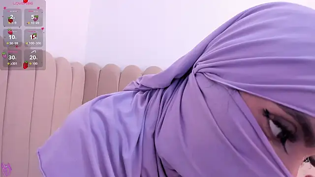 Snapshot of Jasmin_hamdan chatting on October 23, 6:39 pm Jasmin hamdan online show from October 23, 6:39 pm