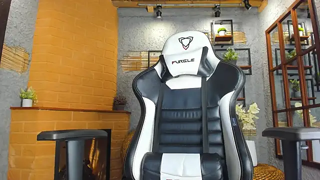 Snapshot of VenusBlazer chatting on October 21, 11:11 am VenusBlazer online show from October 21, 11:11 am