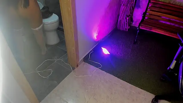 Snapshot of VenusBlazer chatting on November 30, 11:25 am VenusBlazer online show from November 30, 11:25 am