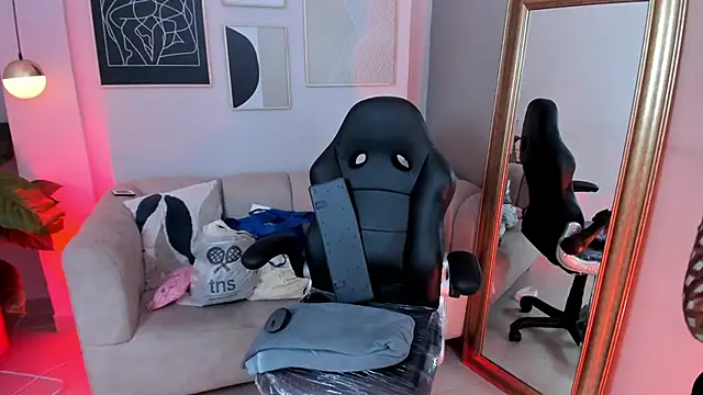 marie bass online show from February 20, 1:11 pm