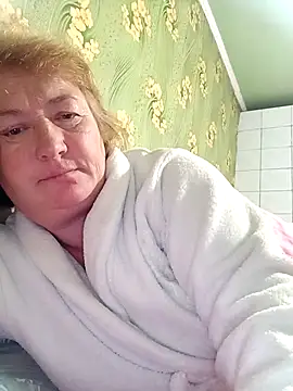 Snapshot of NikaLove49011 chatting on October 20, 7:14 pm NikaLove49011 online show from October 20, 7:14 pm