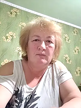 Snapshot of NikaLove49011 chatting on October 23, 6:28 pm NikaLove49011 online show from October 23, 6:28 pm