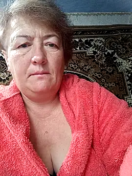 Snapshot of NikaLove49011 chatting on November 6, 6:36 am NikaLove49011 online show from November 6, 6:36 am