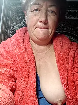 Snapshot of NikaLove49011 chatting on November 7, 3:39 am NikaLove49011 online show from November 7, 3:39 am