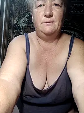 Snapshot of NikaLove49011 chatting on November 15, 4:43 am NikaLove49011 online show from November 15, 4:43 am