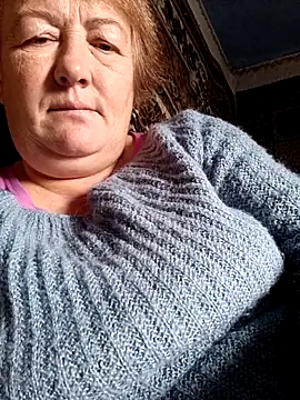 Snapshot of NikaLove49011 chatting on November 16, 9:26 am NikaLove49011 online show from November 16, 9:26 am