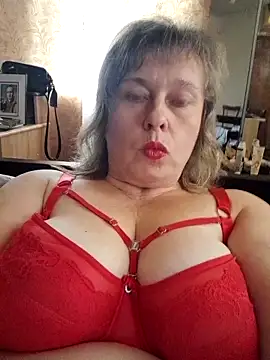 Snapshot of Catherine372311 chatting on December 16, 10:09 am Catherine372311 online show from December 16, 10:09 am