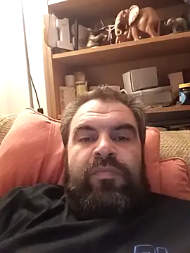 HairypapaK online show from April 8, 8:31 pm