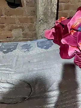 POOJACOUPLE online show from November 16, 7:08 pm