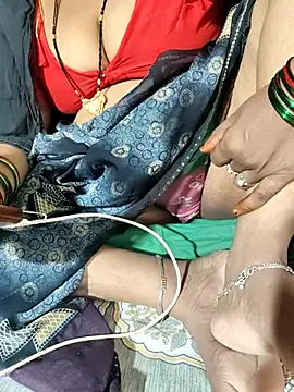 POOJACOUPLE online show from November 23, 7:19 am