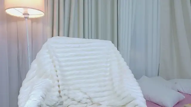 Vessi-babe online show from March 11, 8:04 pm