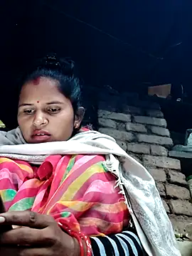 Snapshot of Sanjna_cuty chatting on December 16, 1:32 am Sanjna cuty online show from December 16, 1:32 am