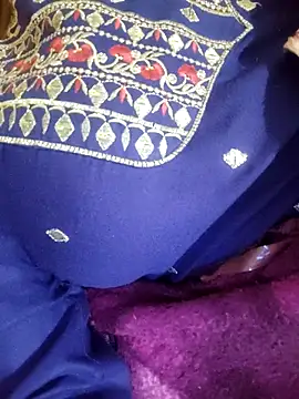 Bhabi-Hot0 online show from February 4, 12:49 am