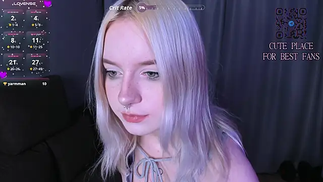 godlikegirlyy online show from March 4, 3:18 pm