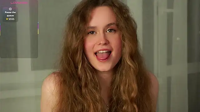 Snapshot of SusannaScholler chatting on September 18, 5:26 pm SusannaScholler online show from September 18, 5:26 pm