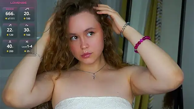 Snapshot of SusannaScholler chatting on October 16, 6:31 pm SusannaScholler online show from October 16, 6:31 pm