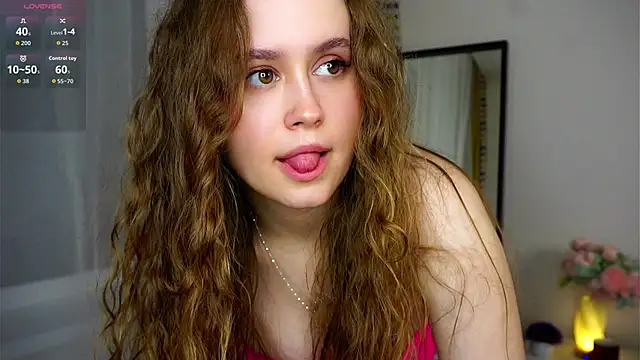 Snapshot of SusannaScholler chatting on November 27, 7:49 pm SusannaScholler online show from November 27, 7:49 pm