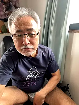 Snapshot of gholly2007 chatting on October 23, 2:22 am gholly2007 online show from October 23, 2:22 am