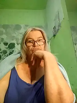 Snapshot of MargaritaSweet51 chatting on September 16, 10:49 am MargaritaSweet51 online show from September 16, 10:49 am