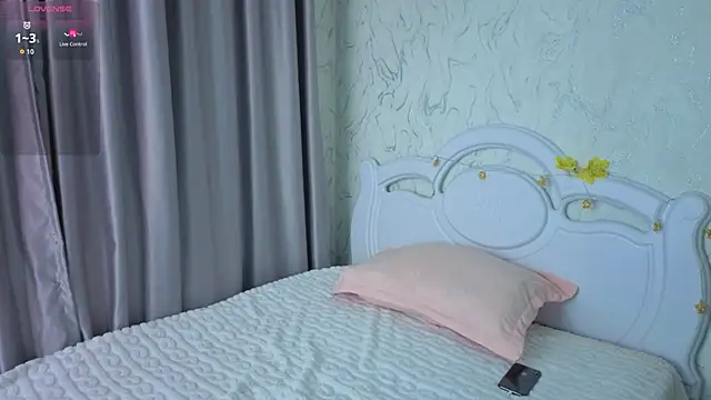 akino hen online show from November 9, 4:05 pm