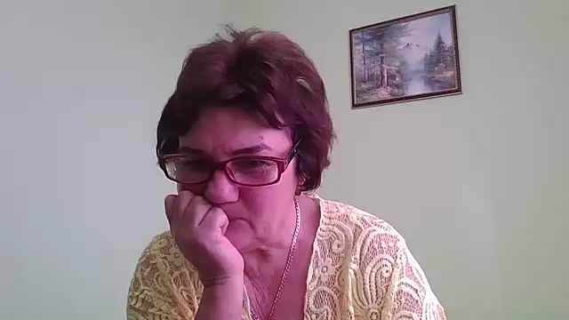 Snapshot of Galina56301 chatting on October 28, 7:23 am Galina56301 online show from October 28, 7:23 am