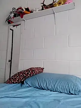 oxxy jean online show from March 12, 2:34 pm