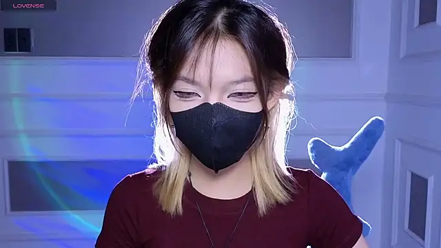      Panda      online show from June 7, 12:37 am