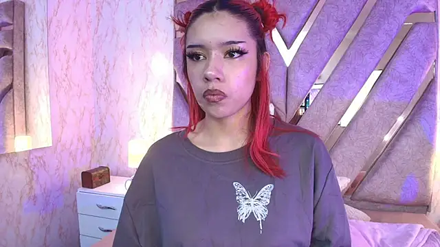 Snapshot of redd_pandaa chatting on November 15, 3:26 am redd pandaa online show from November 15, 3:26 am