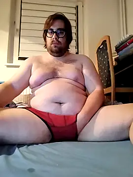 Snapshot of chubbyDavid1998 chatting on November 23, 11:37 pm chubbyDavid1998 online show from November 23, 11:37 pm