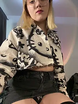 Cherry   Blossom online show from December 1, 9:14 am