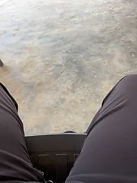 jucydick010887 online show from November 13, 8:24 am