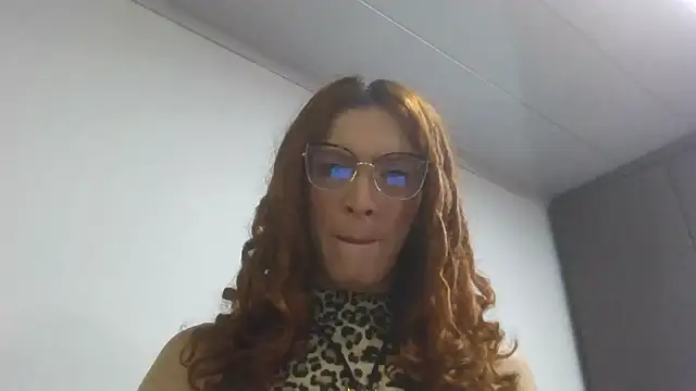 Emma Lodge online show from July 8, 1:37 pm