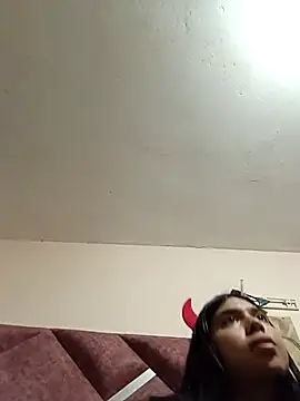 Snapshot of VioletaBliss1 chatting on November 1, 2:24 am VioletaBliss1 online show from November 1, 2:24 am