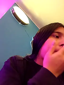 Snapshot of VioletaBliss1 chatting on November 11, 2:22 am VioletaBliss1 online show from November 11, 2:22 am