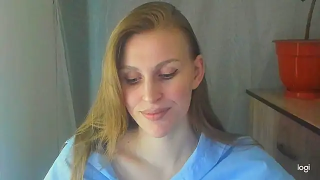 JuliaMuuun online show from June 1, 7:59 pm
