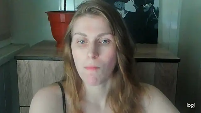 JuliaMuuun online show from July 4, 11:22 pm