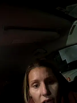 Snapshot of BaddieBossXX2 chatting on December 2, 11:15 am BaddieBossXX2 online show from December 2, 11:15 am