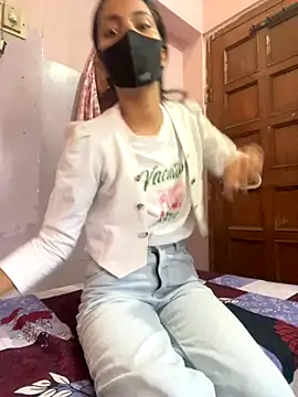 Snapshot of Sandhya_77 chatting on September 24, 5:44 am Sandhya 77 online show from September 24, 5:44 am