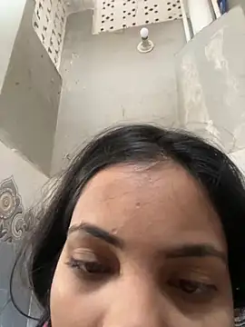 Snapshot of Sandhya_77 chatting on November 17, 4:40 am Sandhya 77 online show from November 17, 4:40 am