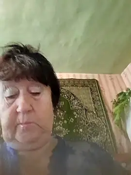 CrystalLime6411 online show from September 22, 6:37 am