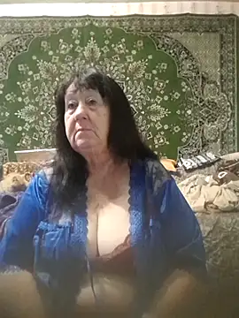 CrystalLime6411 online show from October 18, 5:32 am