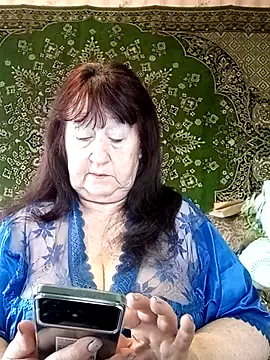 CrystalLime6411 online show from March 1, 7:21 am