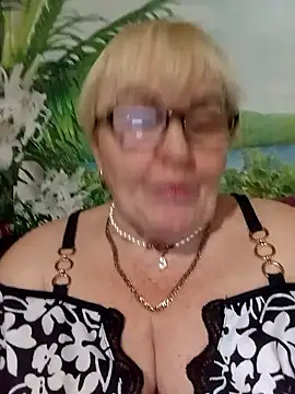 VioletSweet5566 online show from January 18, 1:48 pm